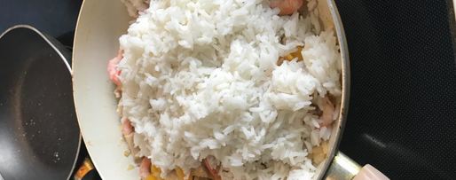 Шаг 14: риса по-тайски с курицей креветками и кешью