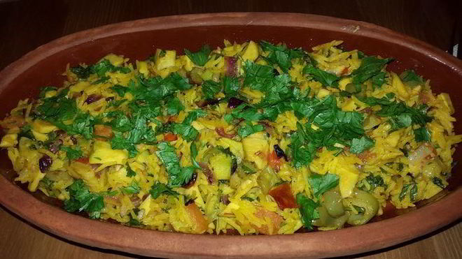 Рецепт Риса с авокадо и овощами, запеченный в глиняных тарелках