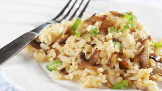 Рецепт Риса с грибами и луком-пореем