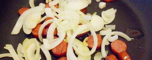 Шаг 14: риса с креветками, курицей и копчеными колбасками