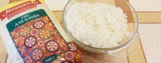 Шаг 21: риса с креветками, курицей и копчеными колбасками