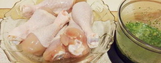 Шаг 3: риса с креветками, курицей и копчеными колбасками