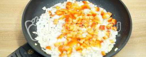 Шаг 1: риса с овощами на сковороде