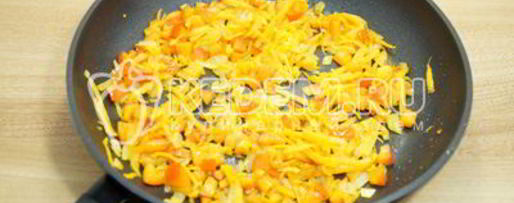 Шаг 3: риса с овощами на сковороде