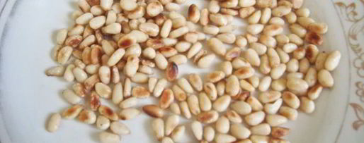 Шаг 2: долмы с курицей и кедровыми орешками