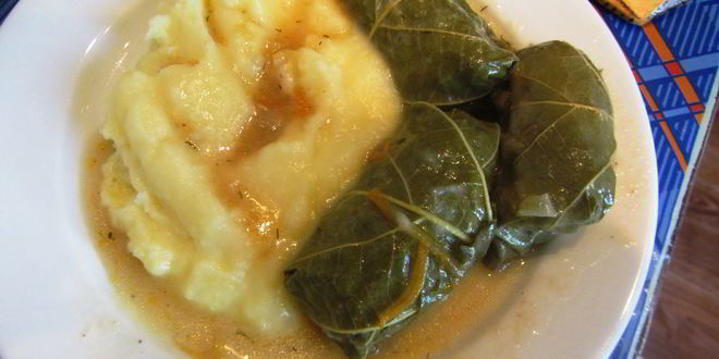 Рецепт фаршированных виноградных листьев