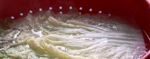 Шаг 11: голубцов из пекинской капусты с отварным мясом