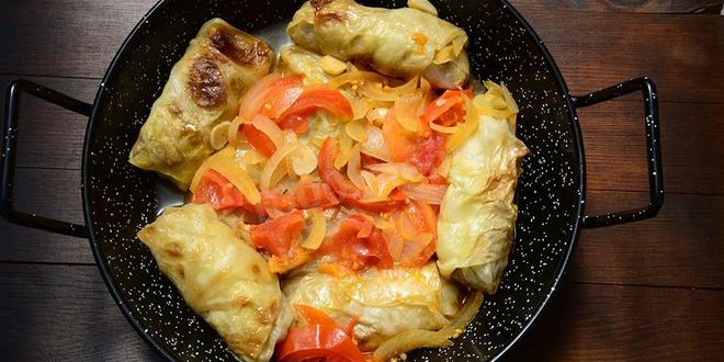 Рецепт замороженных голубцов на сковороде