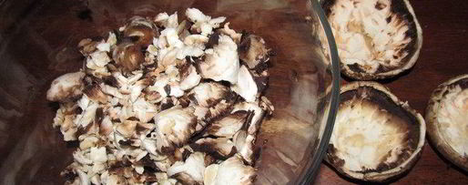 Шаг 1: фаршированные грибы