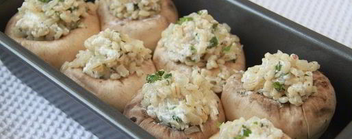 Шаг 8: фаршированных перловкой грибы