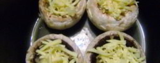 Шаг 4: фаршированных шампиньонов в мультиварке