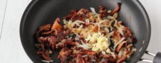 Шаг 5: грибов сушеных жареных