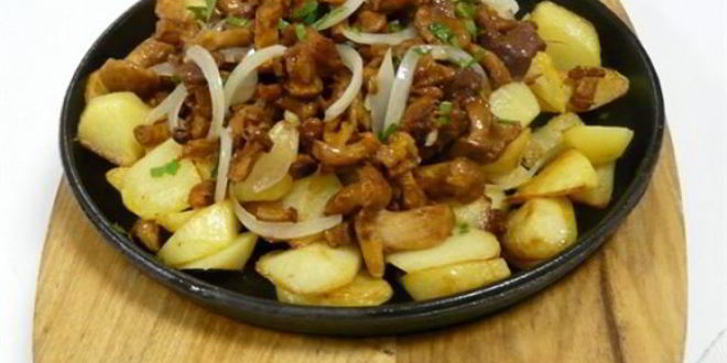 Рецепт лисичек жареных с луком