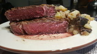 Рецепт Рибая, грибы, картошка — праздника