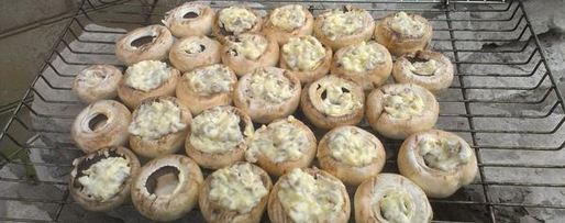 Шаг 3: шампиньонов на мангале