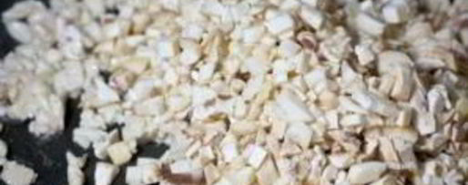 Шаг 2: шампиньонов с курицей и сыром