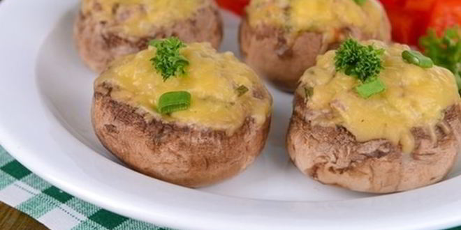 Рецепт шампиньонов с начинкой из зелени