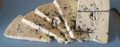 Шаг 2: шампиньонов с сыром с голубой плесенью