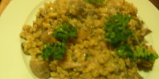 Рецепт шампиньонов со шпинатом, сливками и чили