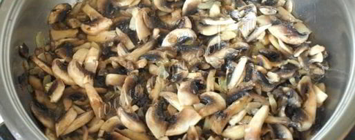 Шаг 4: шампиньонов в сливочном соусе