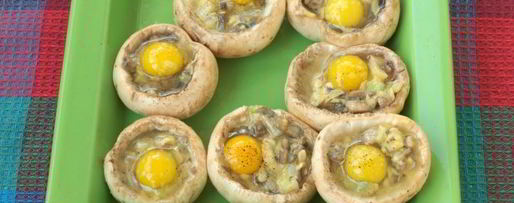 Шаг 2: шампиньонов запеченных с перепелиными яйцами