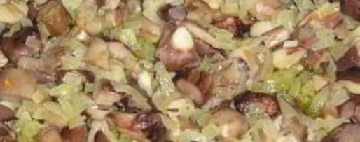 Шаг 2: соленых маслят жареных