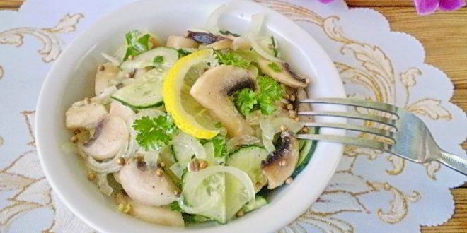 Рецепт сыроедческих шампиньонов