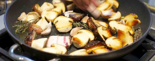 Шаг 1: жареные боровики