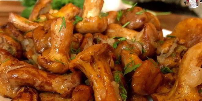 Рецепт жареных грибов лисички с чесноком в сливочном масле