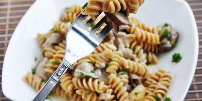 Рецепт жареных грибов с макаронами
