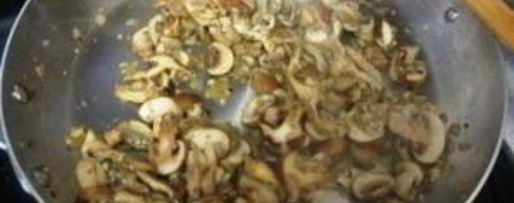 Шаг 6: жареных грибов с макаронами