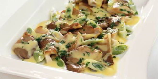 Рецепт жареных вешенок с зеленым луком