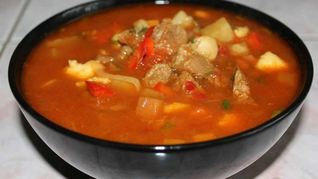 Рецепт Говяжьего гуляша с чипетками