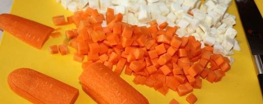 Шаг 1: говяжьего гуляша с чипетками