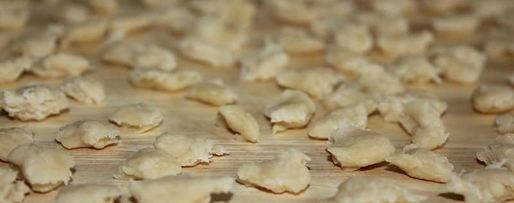 Шаг 19: говяжьего гуляша с чипетками