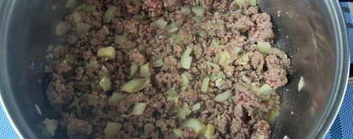 Шаг 1: говяжьего супа-гуляша