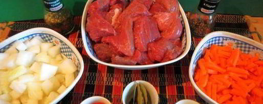 Шаг 1: гуляша без томатной пасты в мультиварке