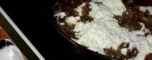 Шаг 6: гуляша из баранины с подливкой