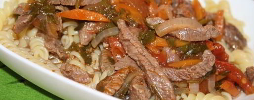 Шаг 4: гуляша из говядины с кинзой