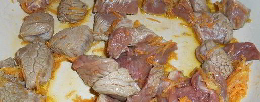 Шаг 1: гуляша из говядины с тыквой