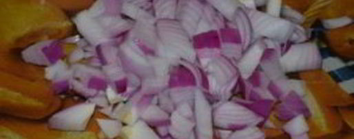 Шаг 1: гуляша из колбасы