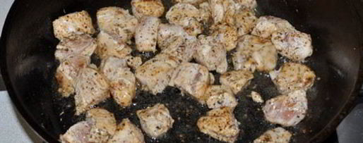 Шаг 2: гуляша из кролика с грибами