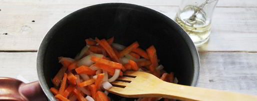 Шаг 3: гуляша из курицы с подливкой