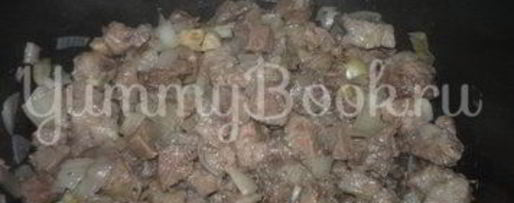 Шаг 2: гуляша из мультиварки