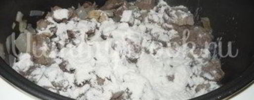 Шаг 3: гуляша из мультиварки