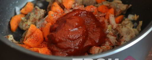 Шаг 4: гуляша из свинины в мультиварке