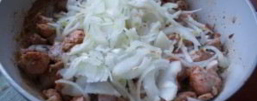 Шаг 2: гуляша из свиного окорока