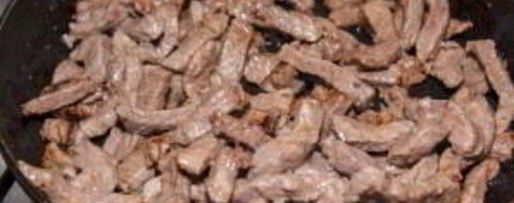 Шаг 2: гуляша с говядиной