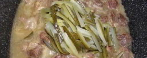 Шаг 4: гуляша со сливками