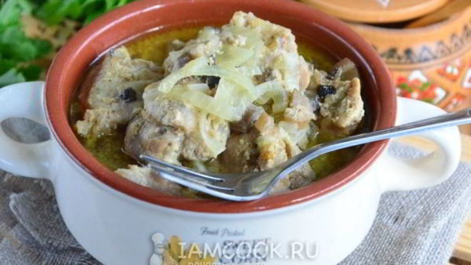 Рецепт Куриного гуляша с грибами в соусе